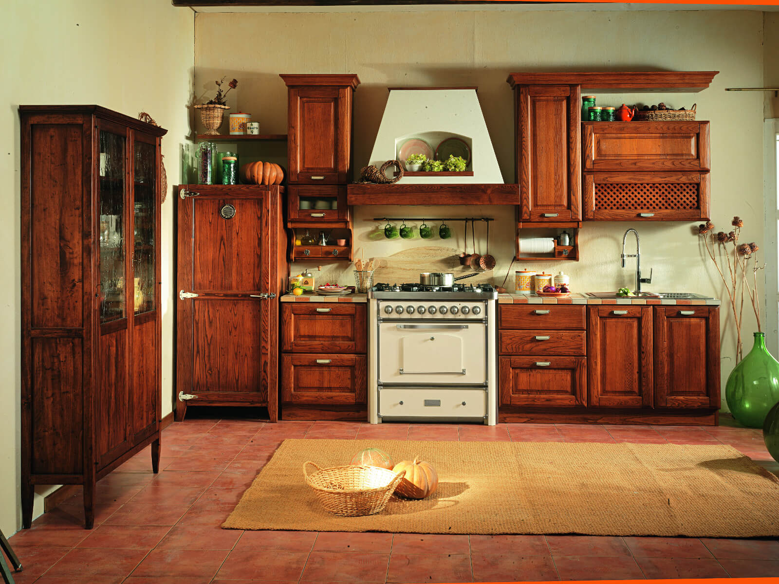 Cucina classica Tosca - vista frontale - cucina rustica